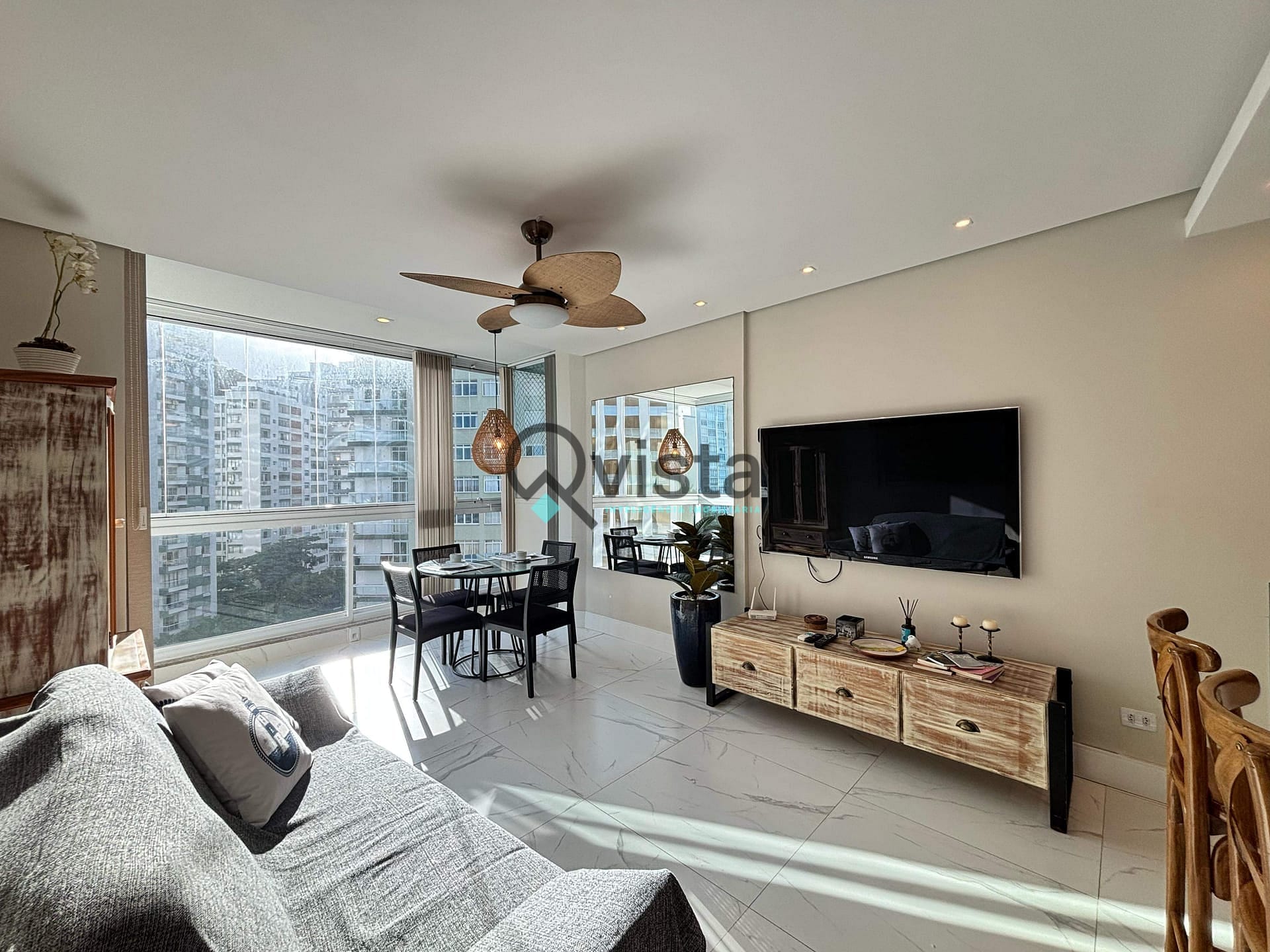 Apartamento à venda com 2 quartos, 55m² - Foto 1