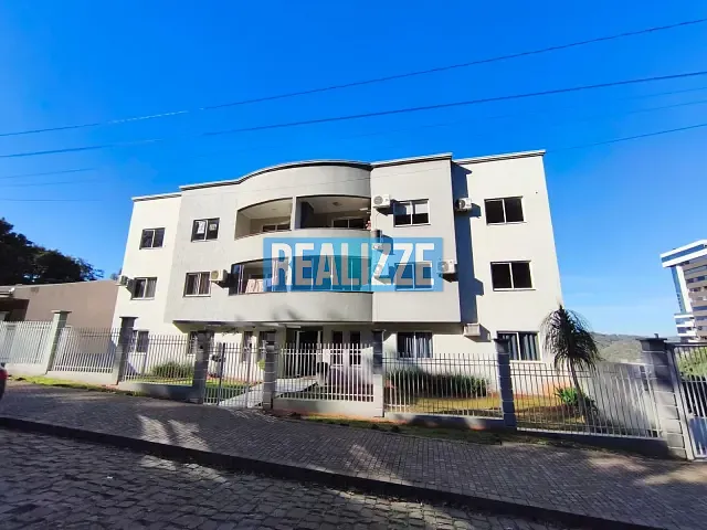 Apartamento com 145m² 3 quartos e 1 banheiro, à venda, no bairro Centro em Marau