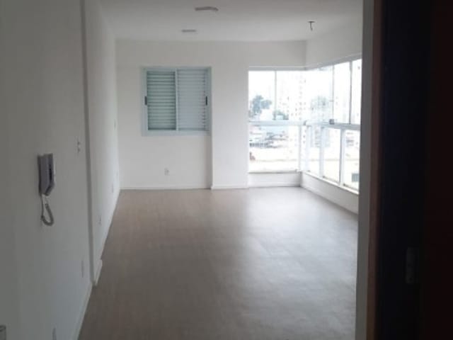 Apartamento 1 quarto e 1 banheiro, para alugar, no bairro Vila Príncipe de Gales em Santo André