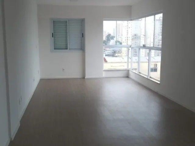 Apartamento 1 quarto e 1 banheiro, para alugar, no bairro Vila Príncipe de Gales em Santo André