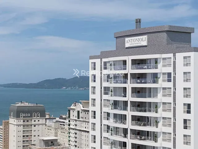 Apartamento 3 quartos e 4 banheiros, à venda, no bairro Meia Praia em Itapema