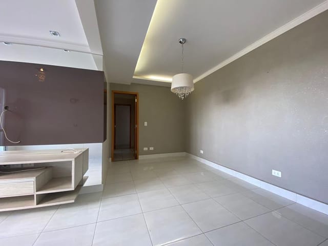 Apartamento 3 quartos e 2 banheiros, à venda, no bairro Monte Castelo em Campo Grande