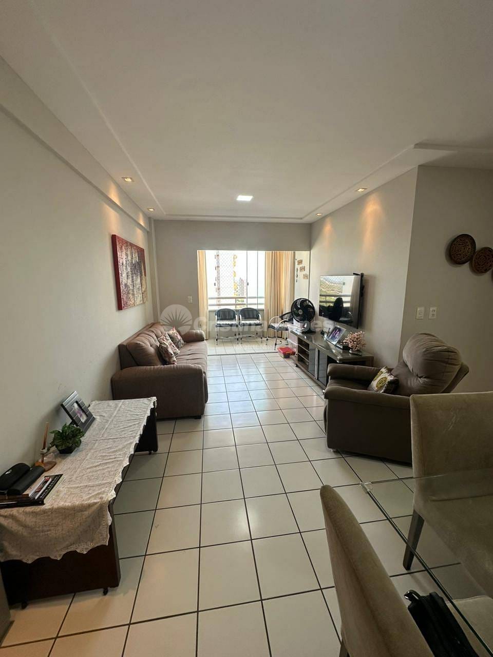 Apartamento à venda com 3 quartos, 105m² - Foto 1