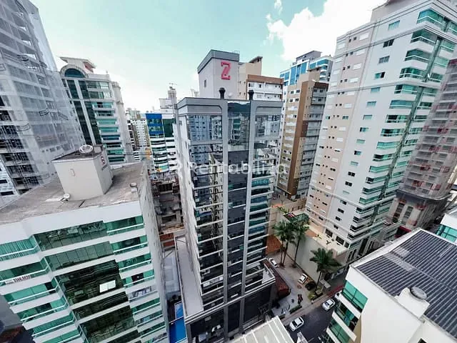Apartamento 3 quartos e 3 banheiros, à venda, no bairro Meia Praia em Itapema