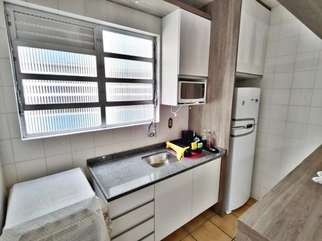 Apartamento 2 quartos e 2 banheiros, à venda, no bairro Canasvieiras em Florianópolis