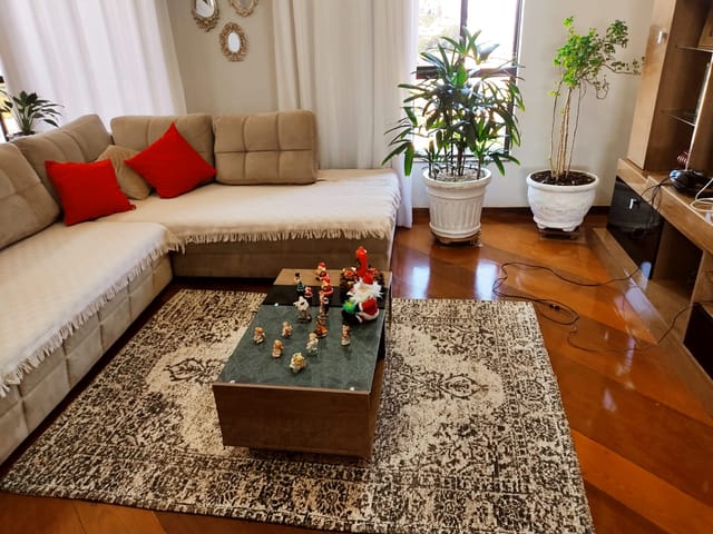 Foto do Apartamento - Apartamento à venda - R$. 850.000,00- EDIFÍCIO MERIDIAN, 04 quartos (01 suíte), 02 vagas paralelas, vista p/ o Lago, na região da Prefeitura de Londrina (PR) | Grupo Mitral Imóveis