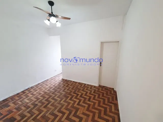Apartamento com 39m² 1 quarto e 1 banheiro, para alugar, no bairro Flamengo em Rio de Janeiro