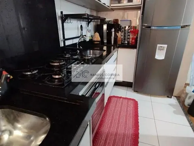 Apartamento 2 quartos e 1 banheiro, à venda, no bairro Leonor em Londrina