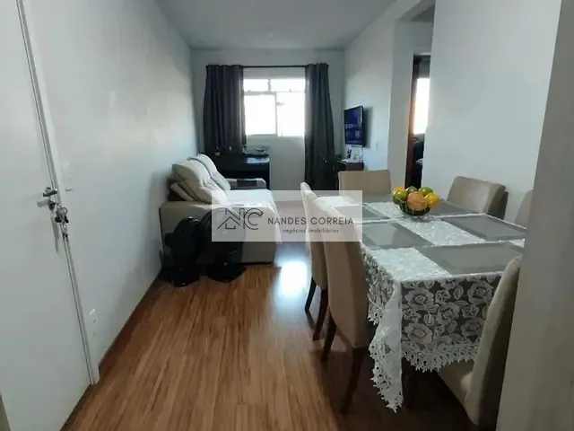 Apartamento 2 quartos e 1 banheiro, à venda, no bairro Leonor em Londrina
