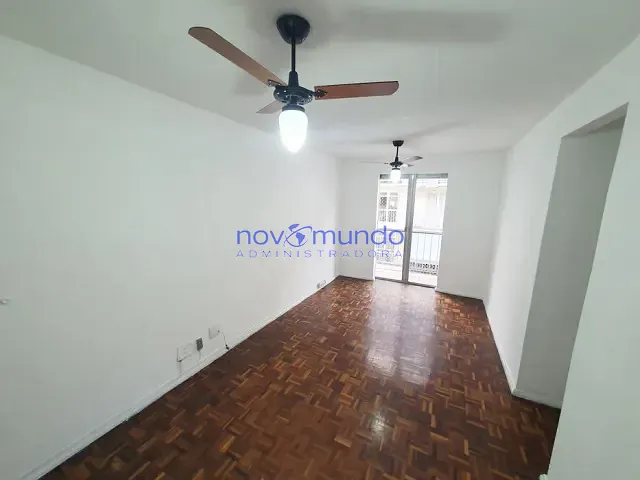 Apartamento com 48m² 2 quartos e 1 banheiro, para alugar, no bairro Taquara em Rio de Janeiro