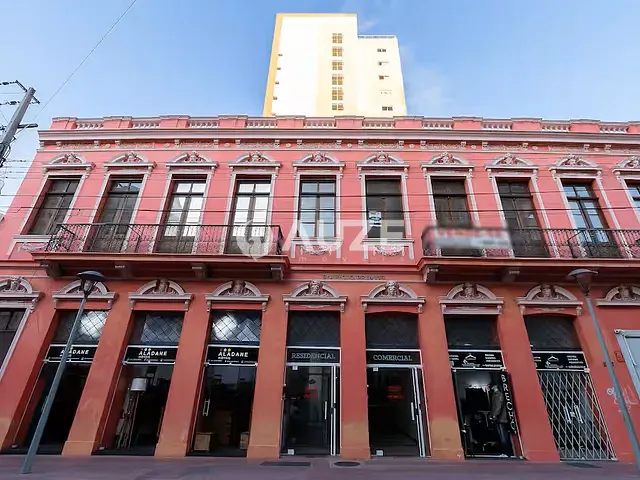 Apartamento com 42m² 1 quarto e 1 banheiro, à venda, no bairro Centro em Curitiba