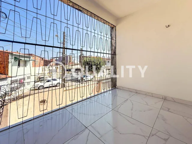 Apartamento 3 quartos e 2 banheiros, à venda, no bairro Amadeu Furtado em Fortaleza