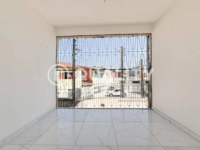 Apartamento 3 quartos e 2 banheiros, à venda, no bairro Amadeu Furtado em Fortaleza