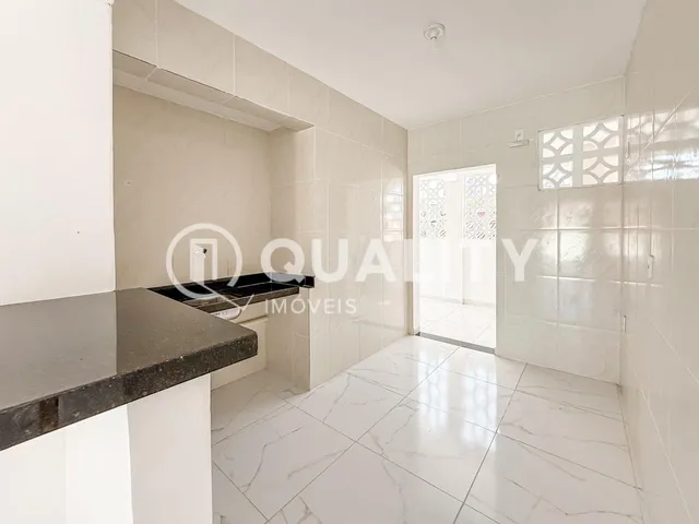 Apartamento 3 quartos e 2 banheiros, à venda, no bairro Amadeu Furtado em Fortaleza