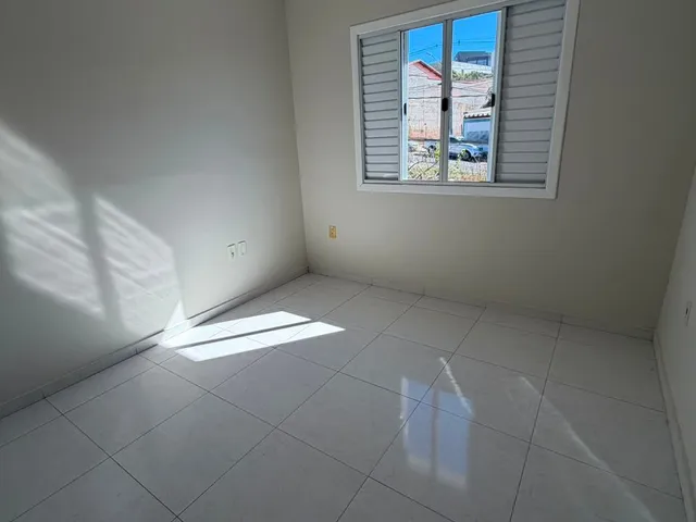 Apartamento 2 quartos e 2 banheiros, para alugar, no bairro Ponte Nova em Extrema
