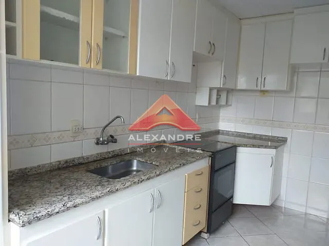 Apartamento com 83m² 3 quartos e 1 banheiro, à venda, no bairro Vila Industrial em São José dos Campos