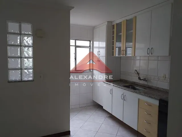 Apartamento com 83m² 3 quartos e 1 banheiro, à venda, no bairro Vila Industrial em São José dos Campos