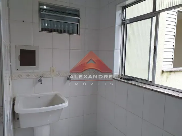 Apartamento com 83m² 3 quartos e 1 banheiro, à venda, no bairro Vila Industrial em São José dos Campos