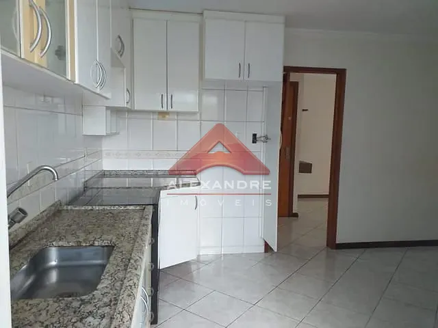 Apartamento com 83m² 3 quartos e 1 banheiro, à venda, no bairro Vila Industrial em São José dos Campos
