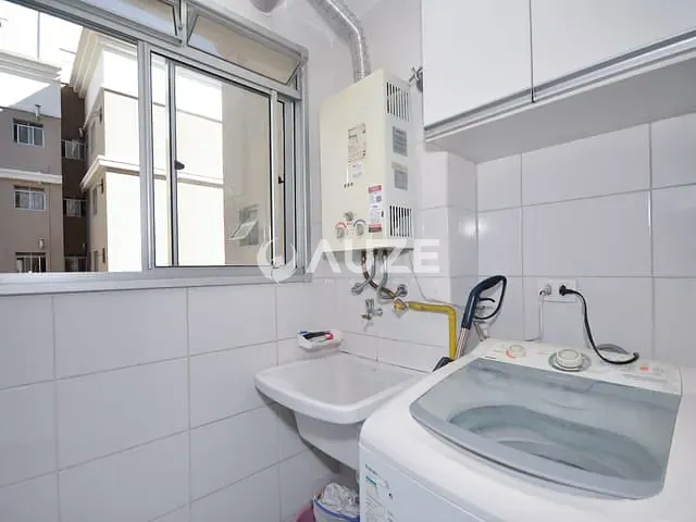 Apartamento 2 quartos e 2 banheiros, à venda, no bairro Lindóia em Curitiba