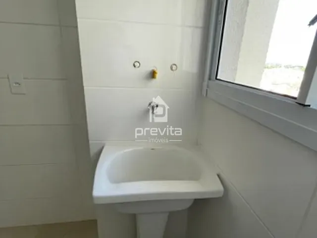 Apartamento 2 quartos e 1 banheiro, à venda, no bairro Parque Santo Antônio em Taubaté