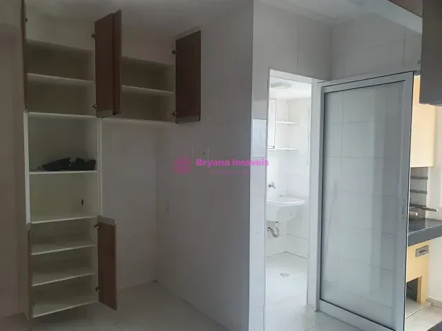 Apartamento com 106m² 3 quartos e 2 banheiros, à venda, no bairro Campestre em Santo André