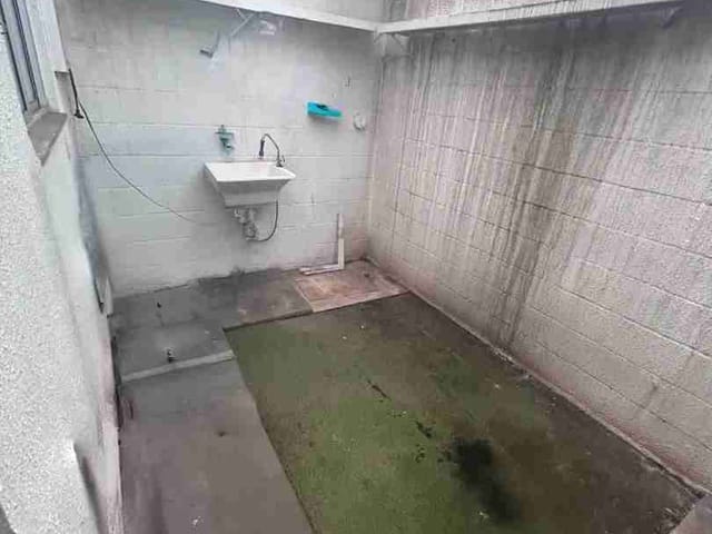 Apartamento 2 quartos e 1 banheiro, à venda, no bairro Tiradentes em Campo Grande