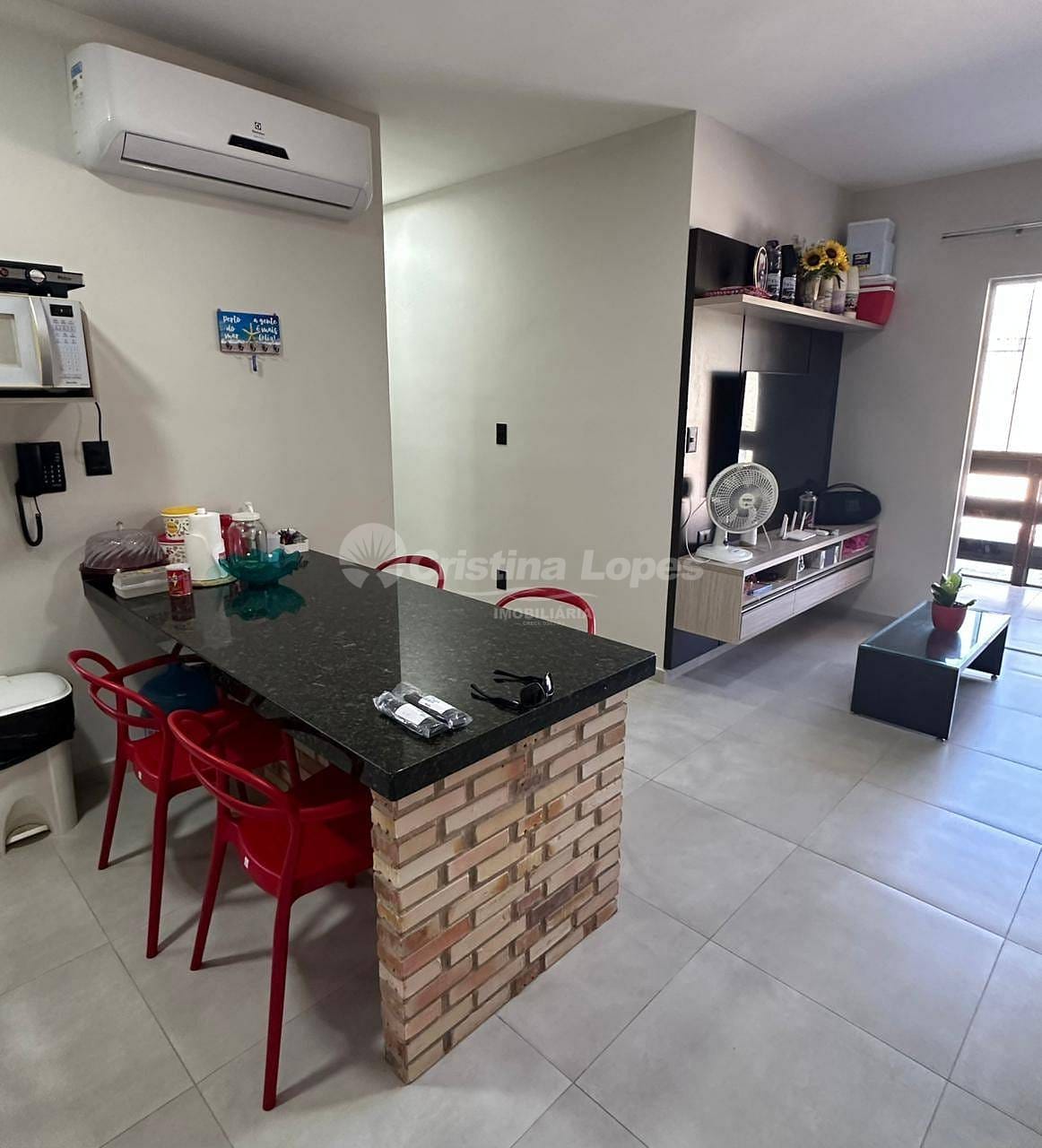 Apartamento à venda com 3 quartos, 73m² - Foto 2