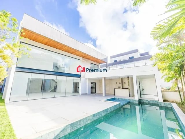 Casa 5 quartos e 5 banheiros, à venda, no bairro Barra da Tijuca em Rio de Janeiro