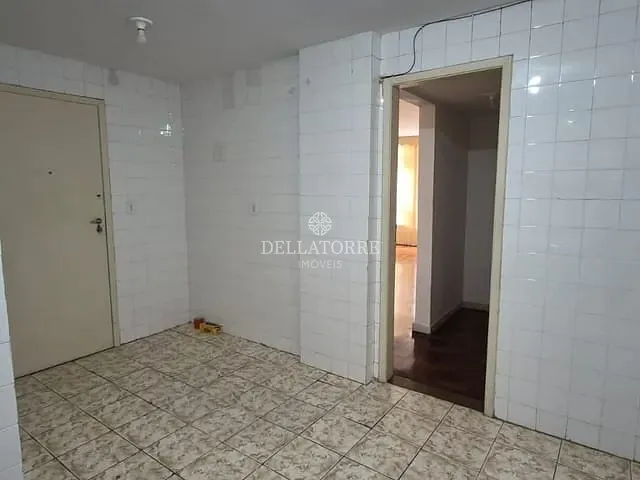Apartamento 2 quartos e 2 banheiros, para alugar, no bairro Alto em Teresópolis