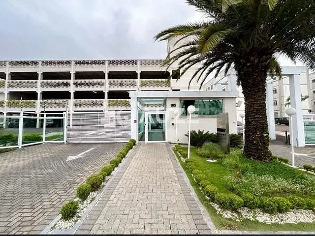 Apartamento com 40m² 2 quartos e 1 banheiro, à venda, no bairro Pinheirinho em Curitiba
