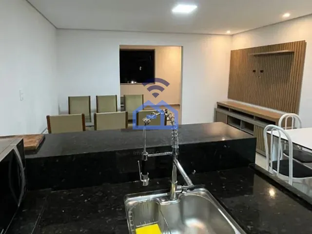 Apartamento 1 quarto e 1 banheiro, à venda, no bairro Centro em Caraguatatuba