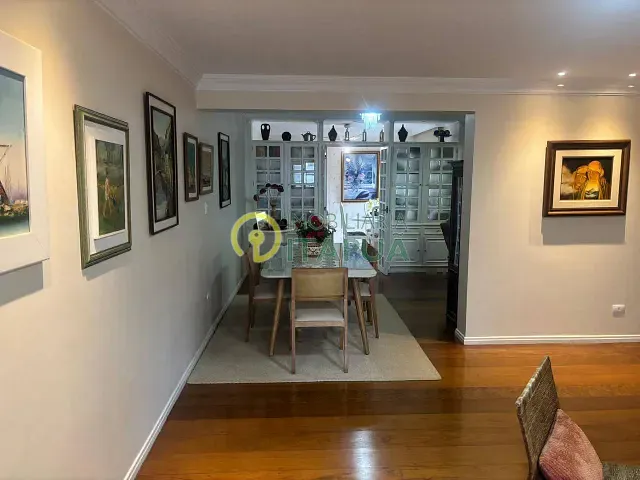 Apartamento com 272m² 4 quartos e 5 banheiros, à venda, no bairro Centro em Londrina