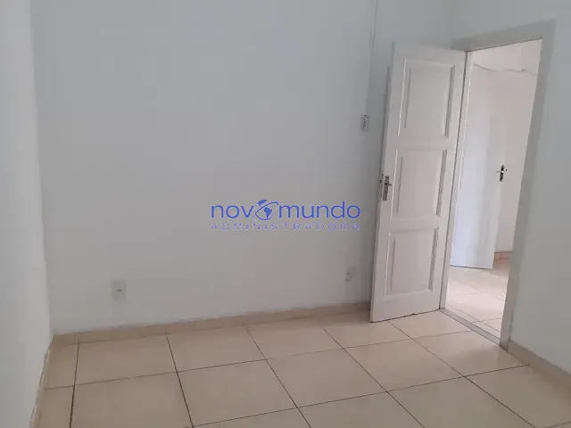 Apartamento com 90m² 3 quartos e 1 banheiro, para alugar, no bairro Centro em Rio de Janeiro