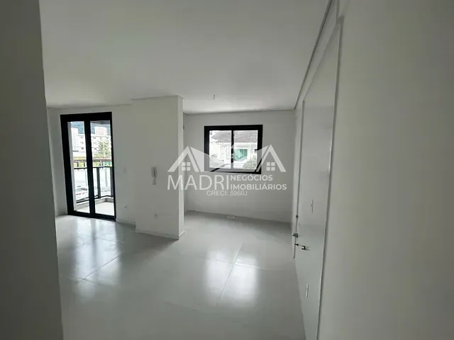 Apartamento com 300m² 2 quartos e 2 banheiros, à venda, no bairro Pagani em Palhoça