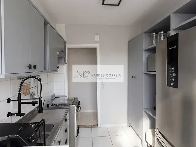 Apartamento 2 quartos e 2 banheiros, à venda, no bairro Centro em Londrina