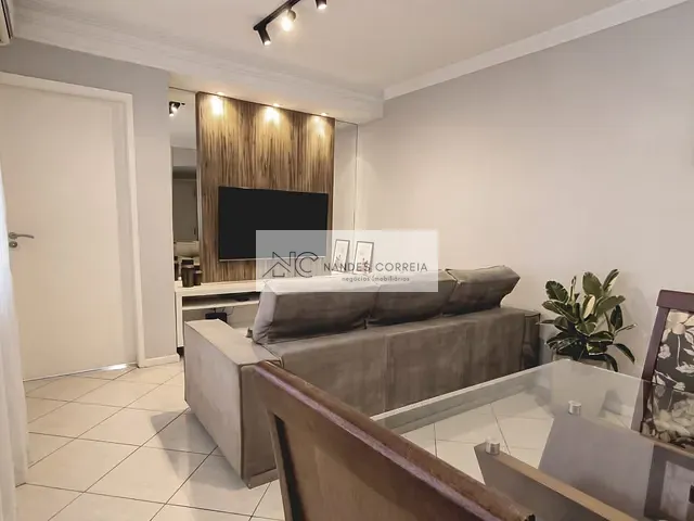 Apartamento 2 quartos e 2 banheiros, à venda, no bairro Centro em Londrina