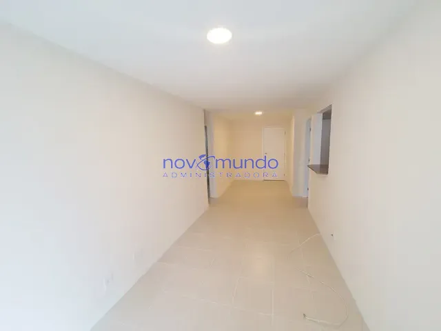 Apartamento com 64m² 2 quartos e 2 banheiros, para alugar, no bairro Barra da Tijuca em Rio de Janeiro