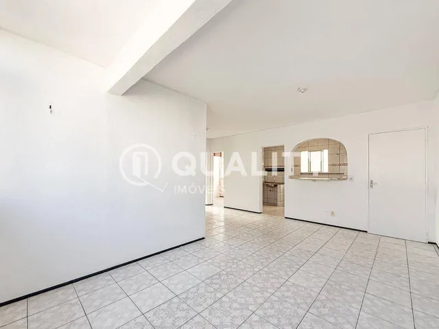 Apartamento 3 quartos e 2 banheiros, à venda, no bairro Presidente Kennedy em Fortaleza