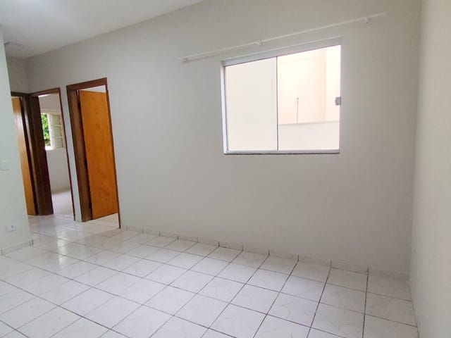 Apartamento 3 quartos e 1 banheiro, à venda, no bairro Vila Albuquerque em Campo Grande