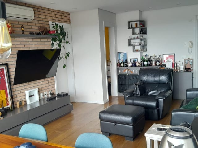 Foto do Apartamento - Apartamento de 1 suíte, lavabo, varanda ampla e vaga em Pinheiros - Conheça! | Vion Imóveis