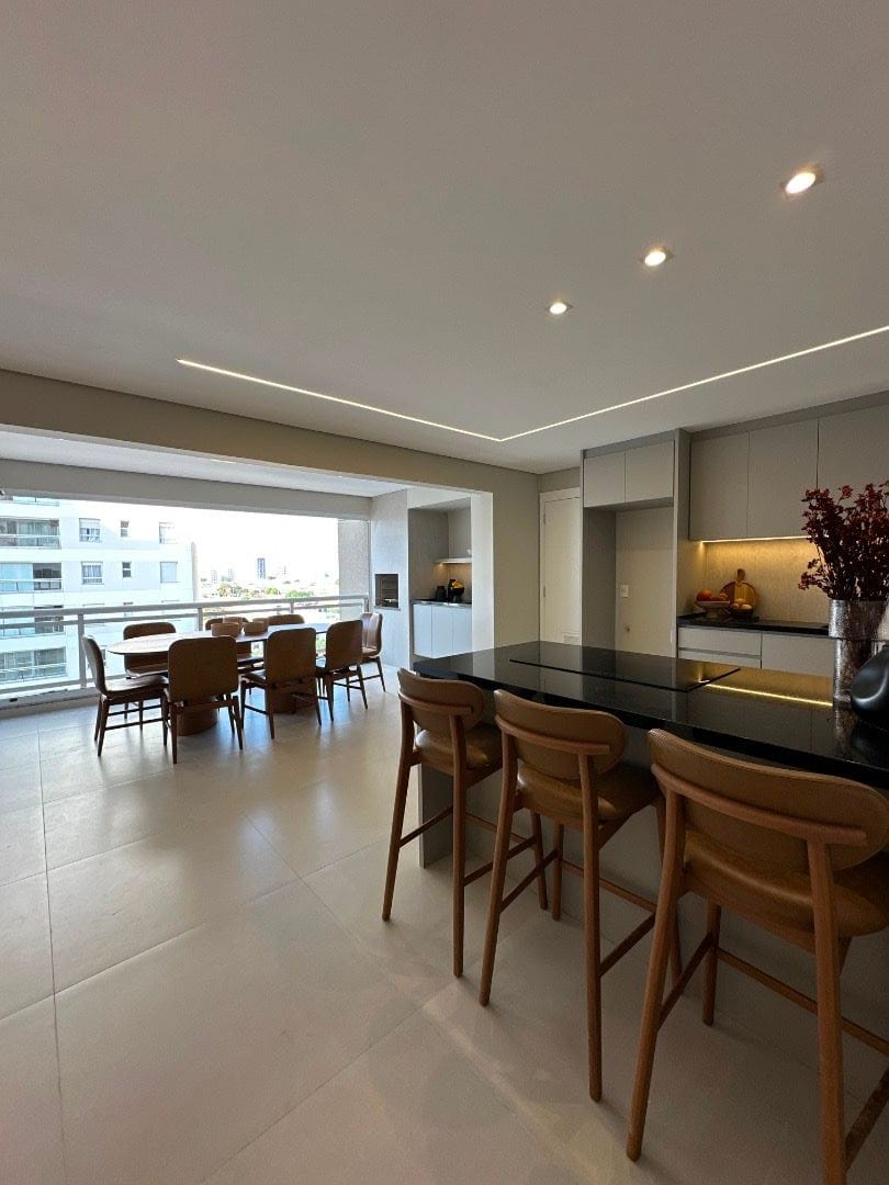 Apartamento, 3 quartos, 121 m² - Foto 1