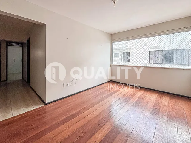 Apartamento com 130m² 3 quartos e 2 banheiros, à venda, no bairro Presidente Kennedy em Fortaleza