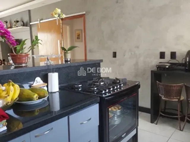 Apartamento 2 quartos e 2 banheiros, à venda, no bairro Centro em Poços de Caldas