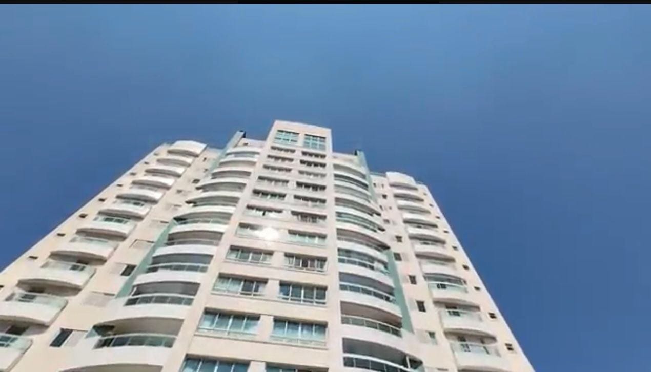 Apartamento, 3 quartos, 179 m² - Foto 1