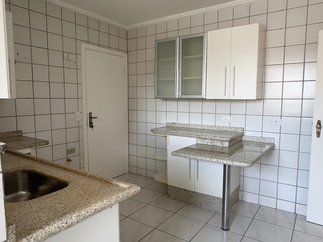 Apartamento 3 quartos e 3 banheiros, à venda, no bairro Monte Castelo em Campo Grande