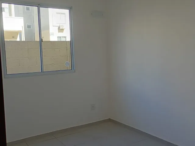Apartamento 2 quartos e 1 banheiro, à venda, no bairro Guaratiba em Rio de Janeiro