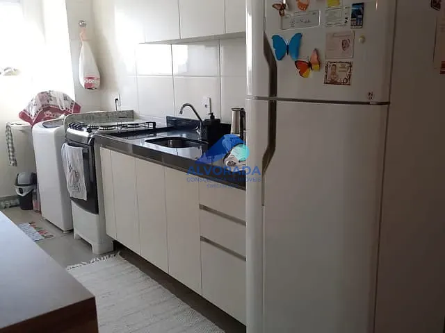 Apartamento 2 quartos e 1 banheiro, à venda ou para alugar, no bairro Jardim Califórnia em Jacareí