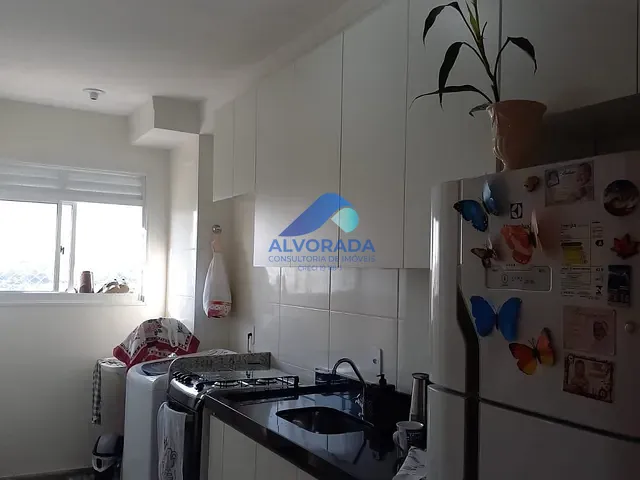 Apartamento 2 quartos e 1 banheiro, à venda ou para alugar, no bairro Jardim Califórnia em Jacareí