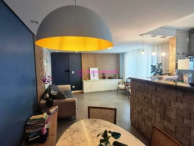 Apartamento 3 quartos e 3 banheiros, à venda, no bairro Vila Gilda em Santo André
